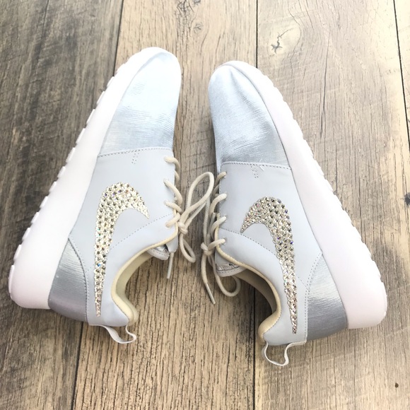 Nike&Swarovski Crystal Roshe One Silver  W AUTHENT - Picture 7 of 8
